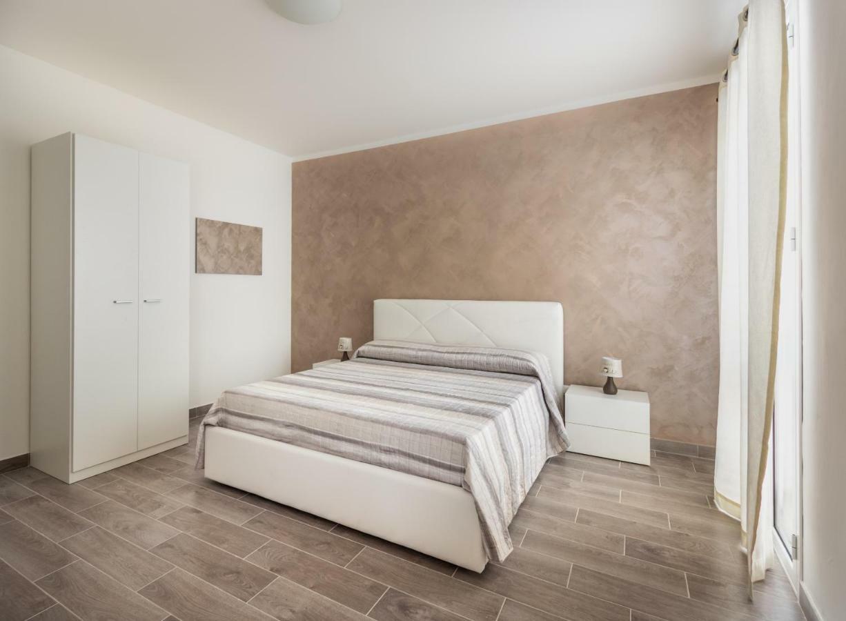L'Antico Borgo B&B โนโต ภายนอก รูปภาพ